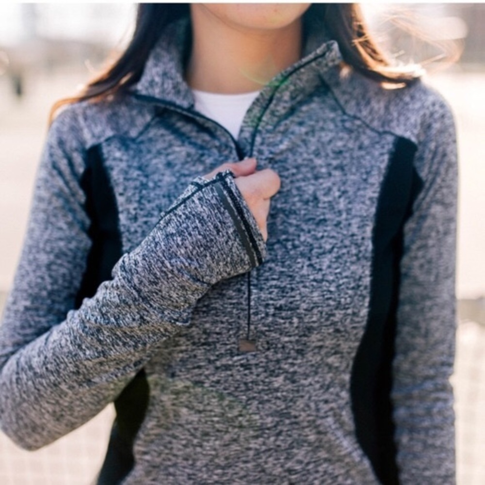 Athleta Running Wild 1/2 zip pullover
